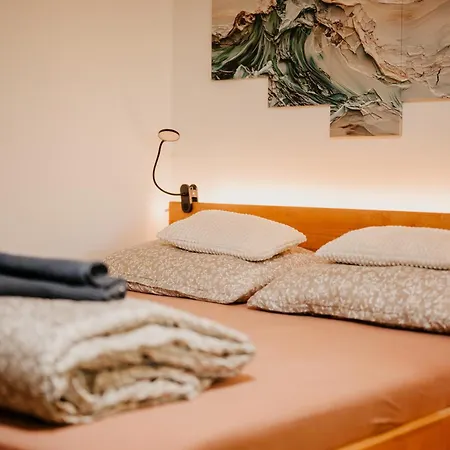 Juliana Wine Retreat Nechory Prusanky